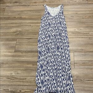 Soft Joie Navy and White Ikat Print Maxi Dress